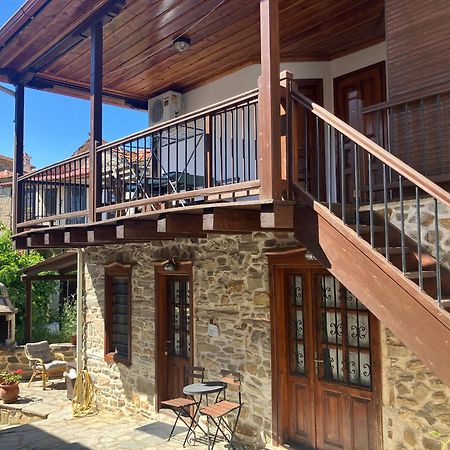 Traditional House Никити Экстерьер фото
